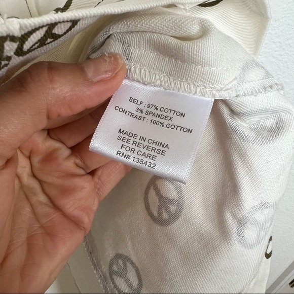 ModCloth- NWT White Peace Casual Sleeveless Dress- 2 - Picture 9 of 9